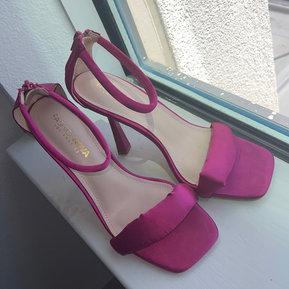Fashion Nova Barbie Heels - Picture 1 of 6